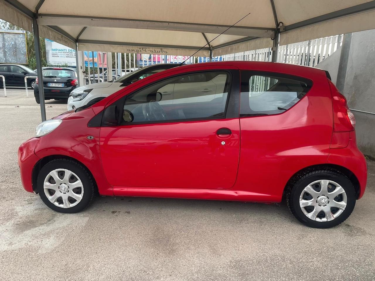 Peugeot 107 1.0 68CV 3p. Desir