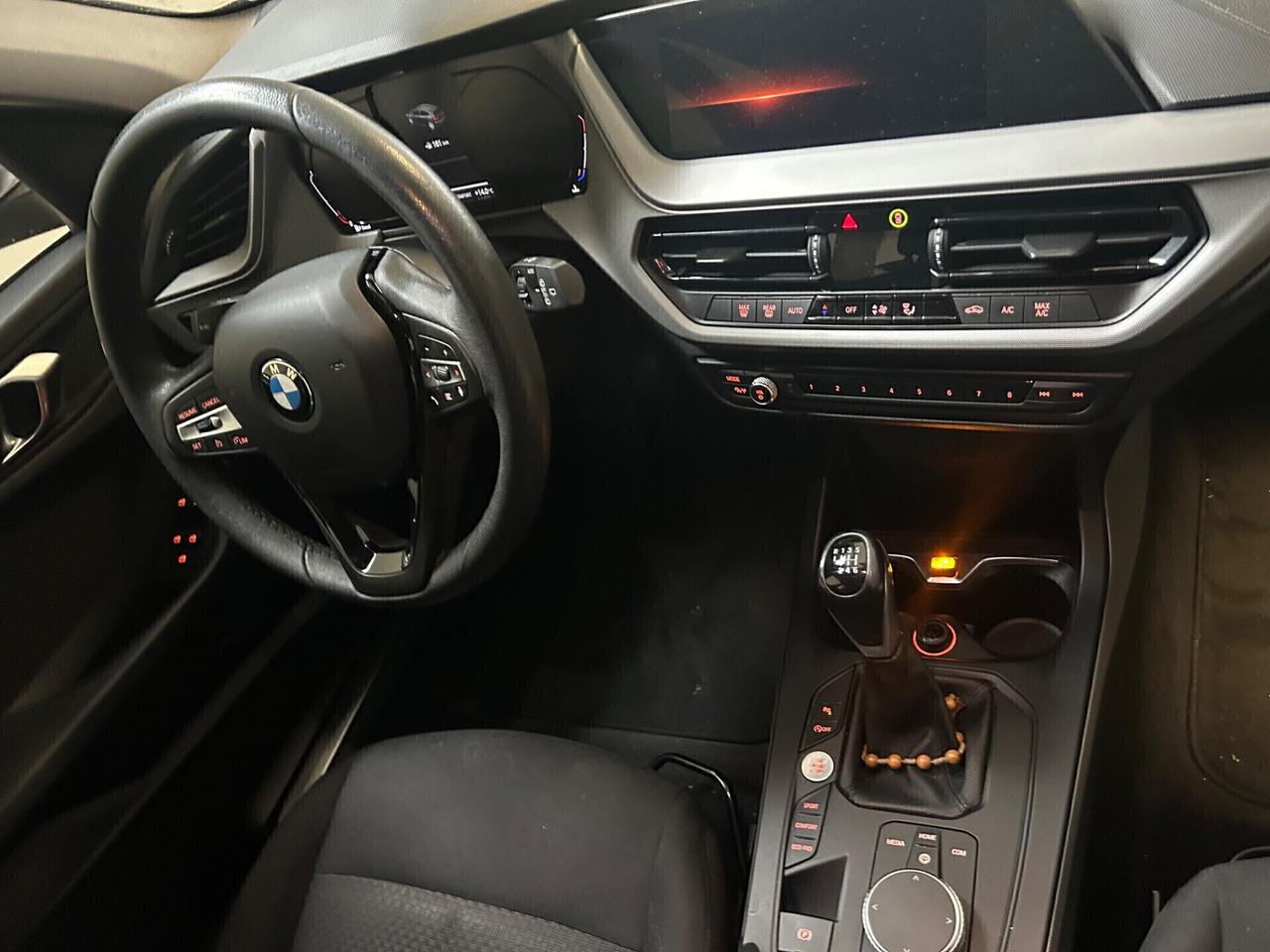 BMW 116d 5p. Business Advantage 2020