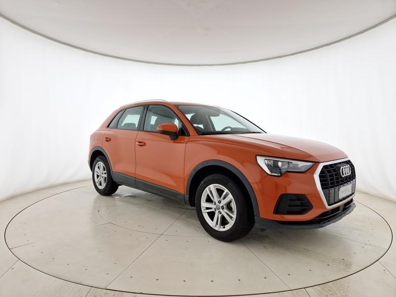 Audi Q3 35 1.5 tfsi business s-tronic