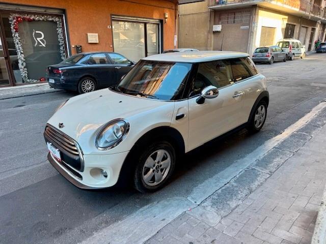 Mini Cooper 1.5 One D