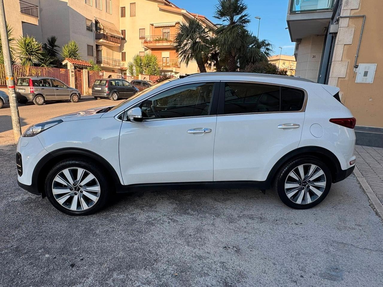 KIA SPORTAGE 1.7 CRDI 115 CV TETTO+CERCHI+RETROCAMERA
