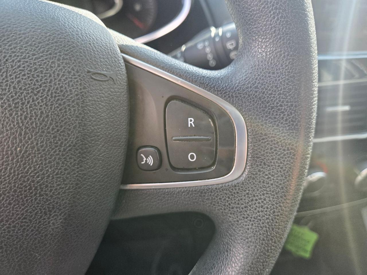 Renault Clio 1.2 16V 75CV Zen #50748
