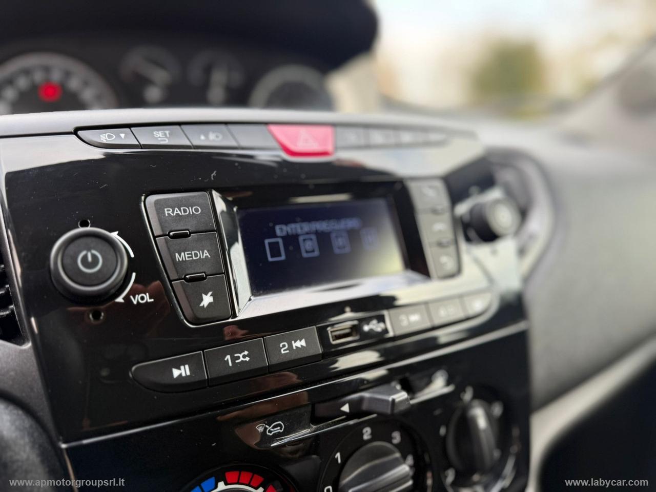 LANCIA Ypsilon 1.0 FireFly 5p.S&S Hyb. ECOCHIC HYBRID