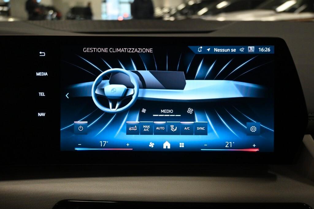 BMW 218D ACTIVE TOURER 136CV STEPTRONIC BUSINESS ( FARI LED - CURVED DISPLAY - AMBIENT LIGHTS - NAVI - MIRROR - PARK ASSISTANT - TELECAMERA POST. )