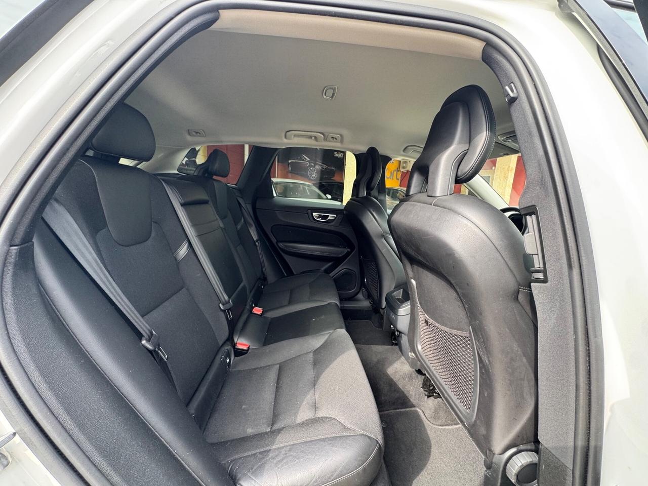 Volvo XC 60 XC60 D4 Geartronic Kinetic Motore 0km