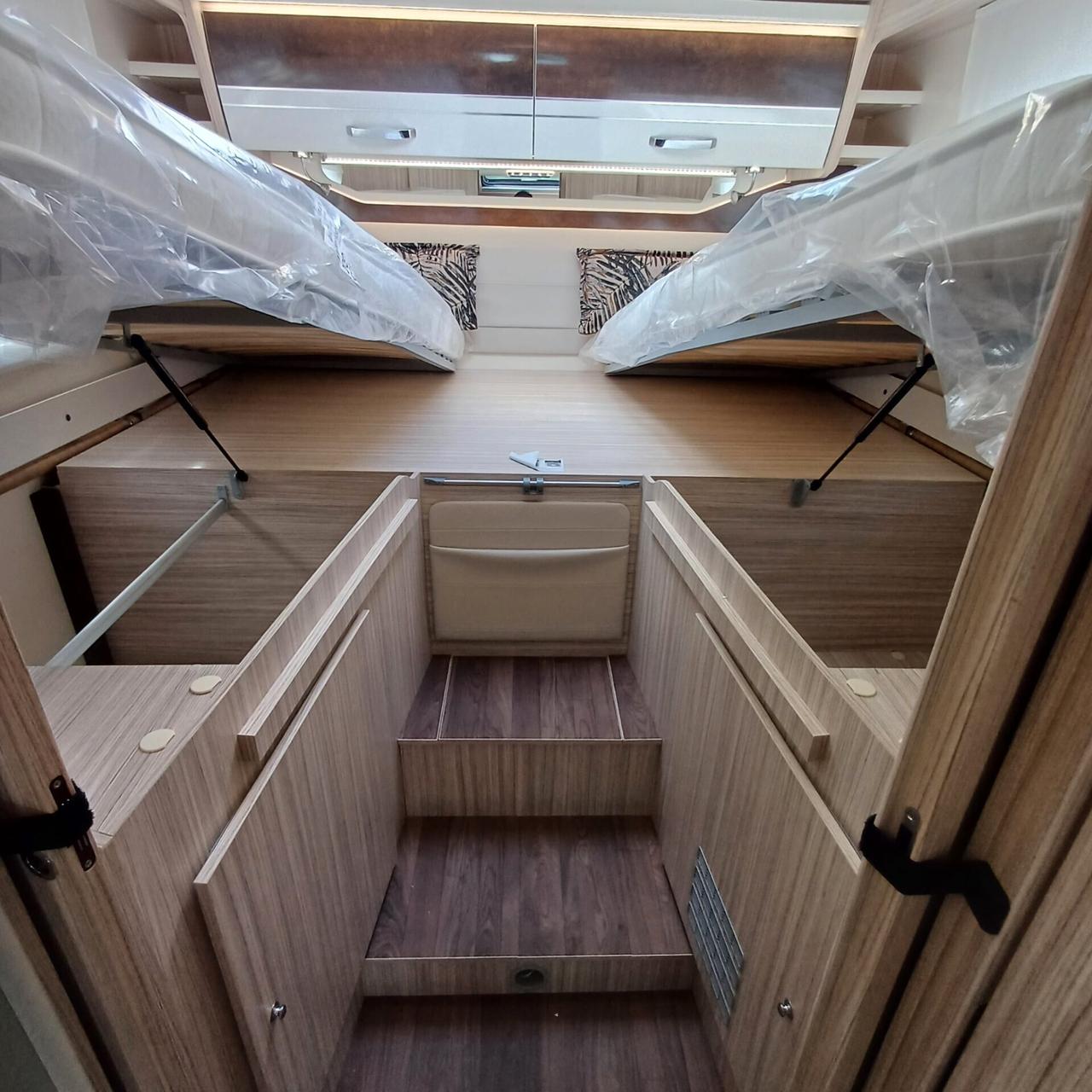 ELNAGH T- LOFT 532
