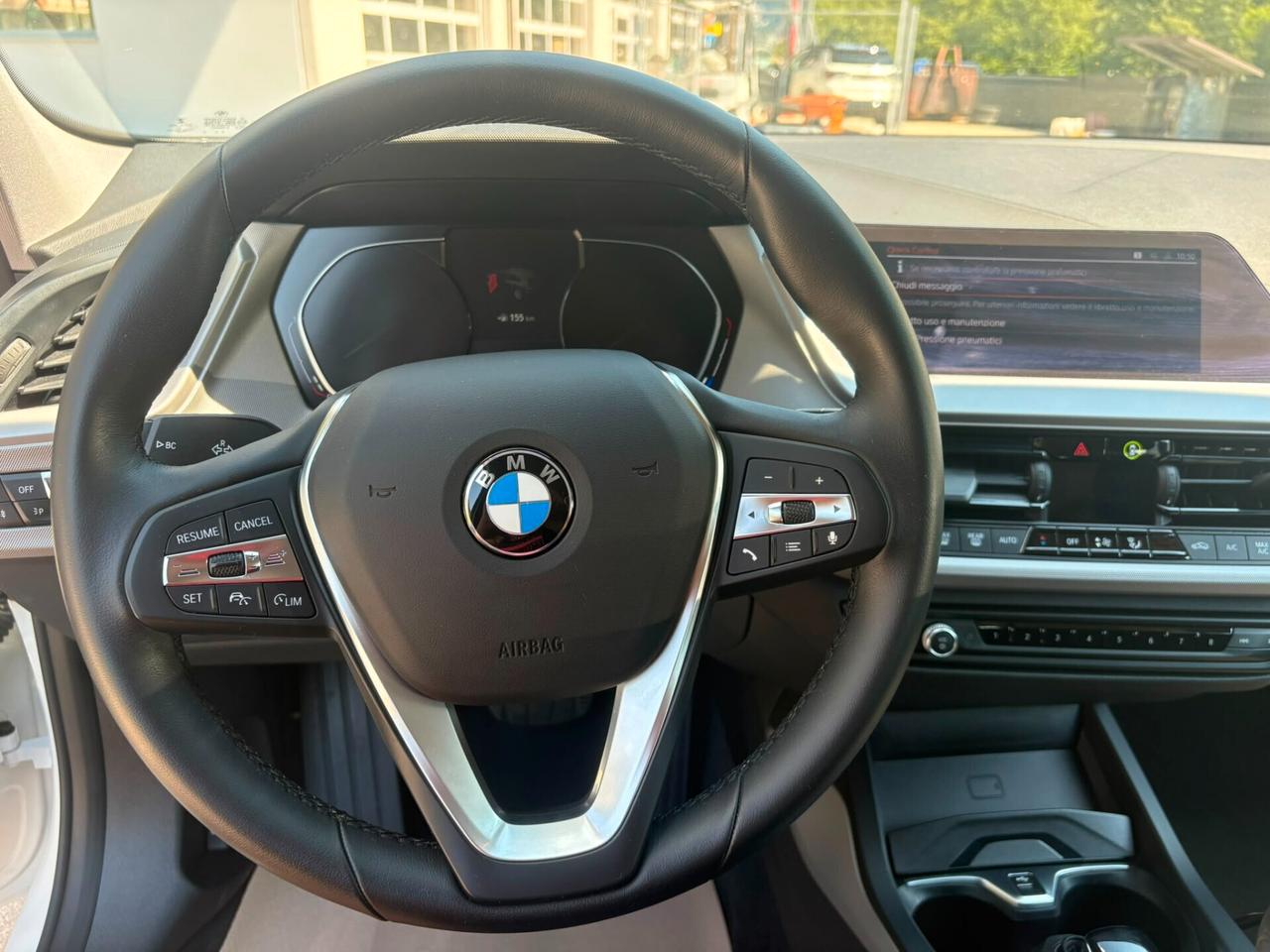 Bmw 116 116d 5p. Business Advantage