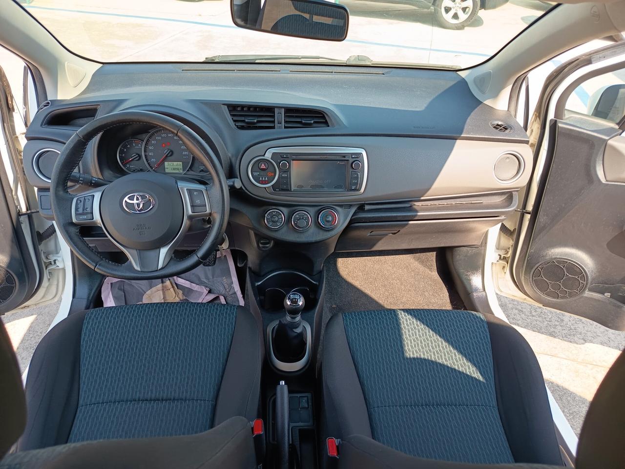 Toyota Yaris 1.4 D-4D 5 porte Active