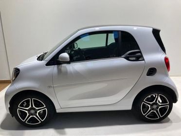 smart fortwo EQ Passion