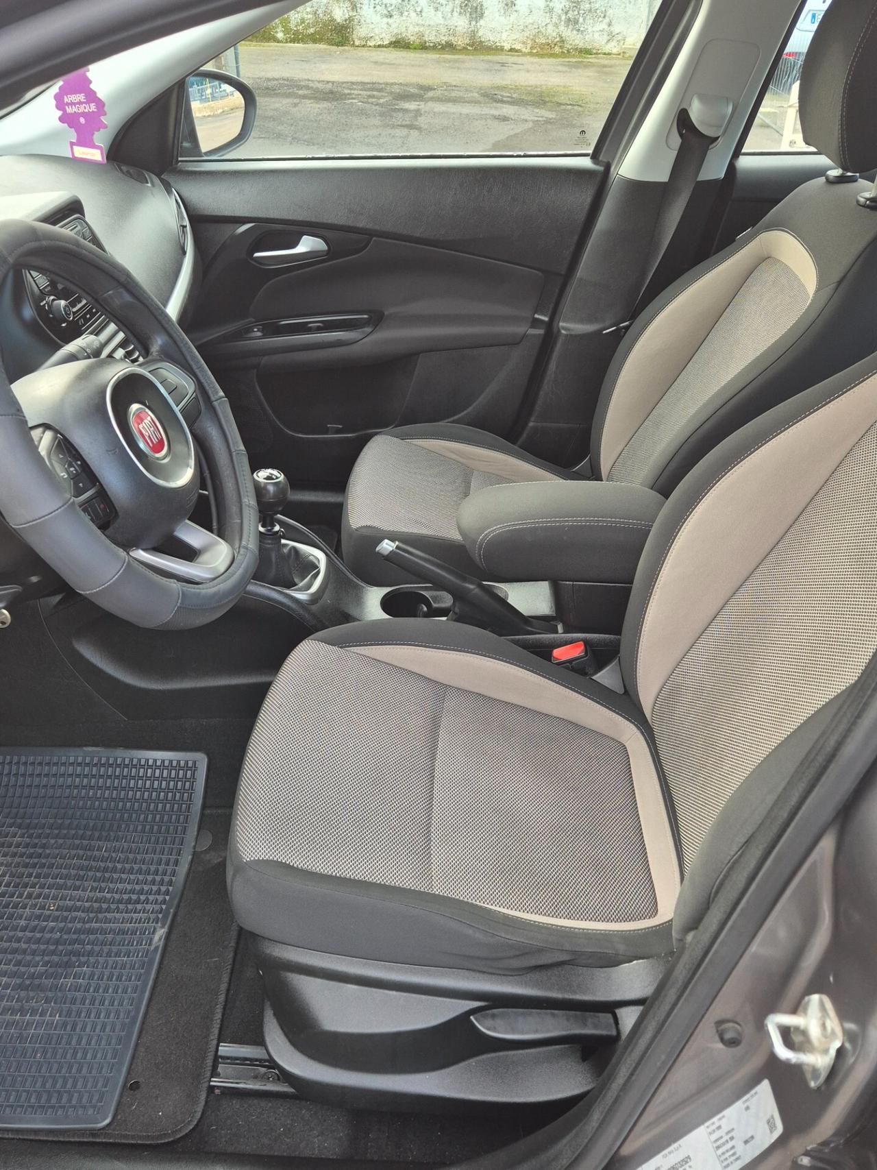 Fiat Tipo Lounge 1.4 gpl