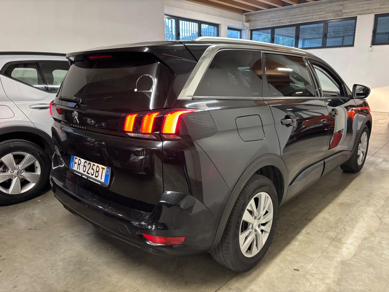 Peugeot 5008 1.6D | 7 POSTI GT-LINE |