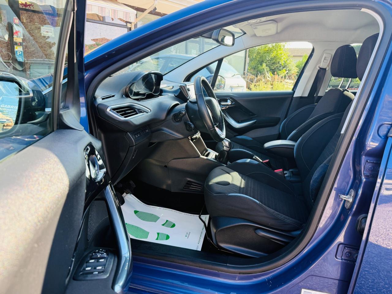 Peugeot 208 1.2 VTi 82 CV 5 porte Allure