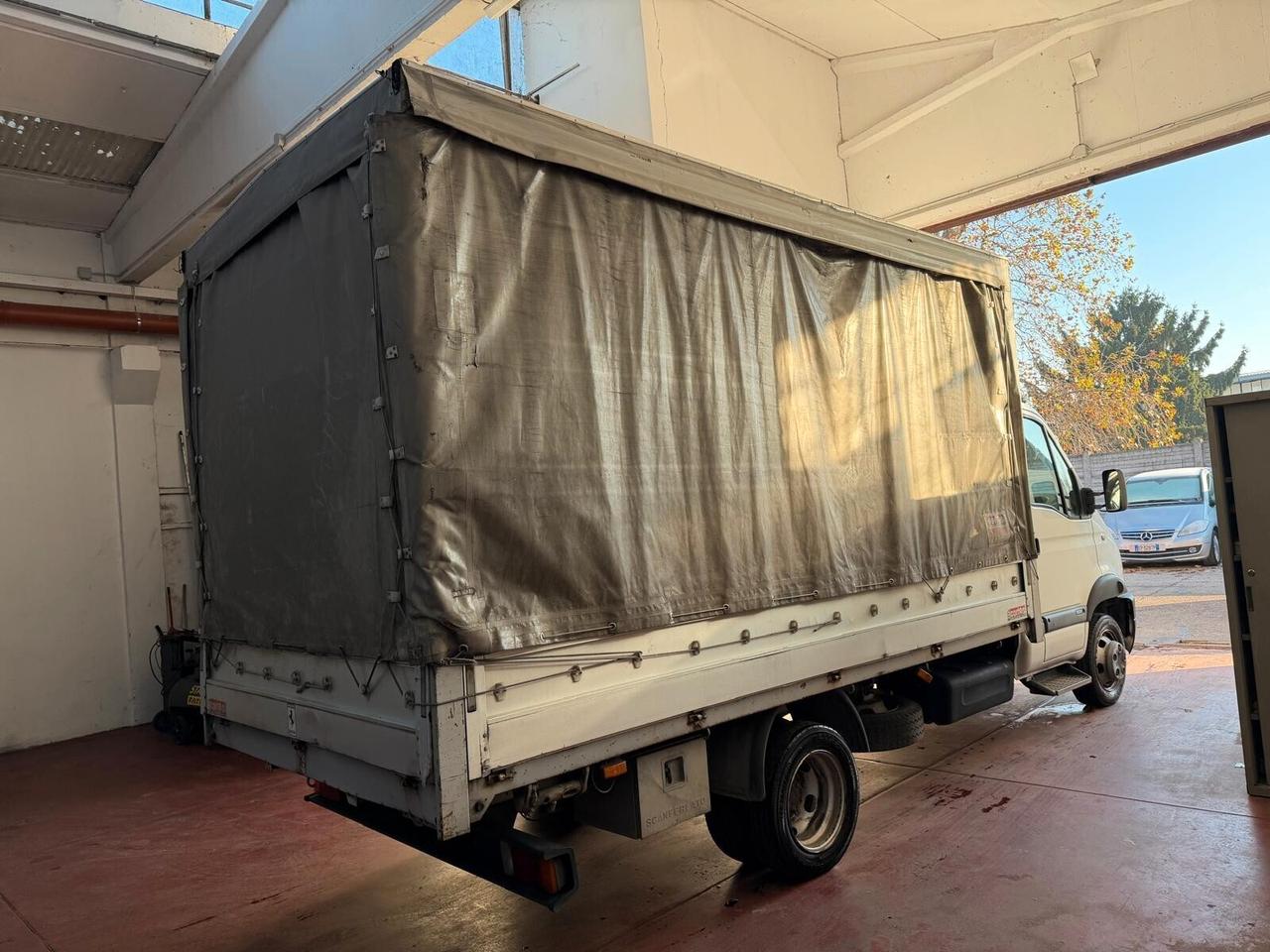 Renault Mascott 2800