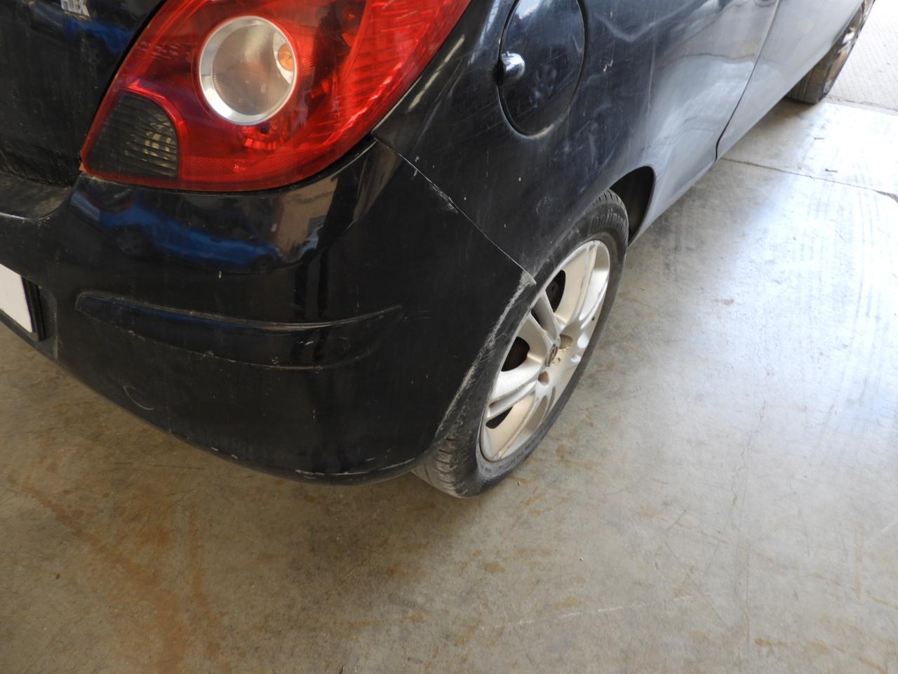 OPEL Corsa IV 2006 - Corsa 3p 1.2 Enjoy