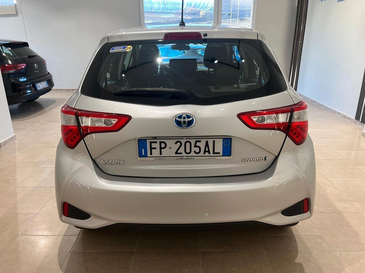 Toyota Yaris 1.5 Hybrid 5 porte Active