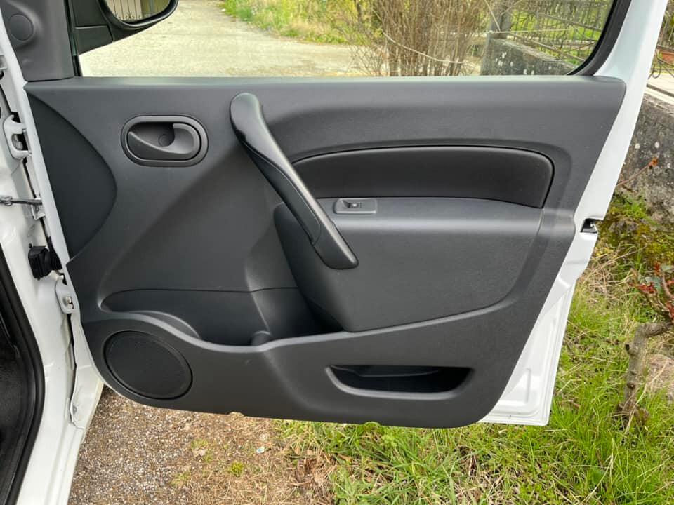 RENAULT KANGOO 1.5 BLUE DCI 116CV DOPPIA PORTA IVA