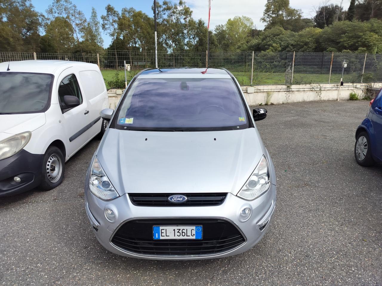 Ford S-Max 2.0 TDCi 163CV Titanium DPF 7 POSTI no finanziamento obbligatorio