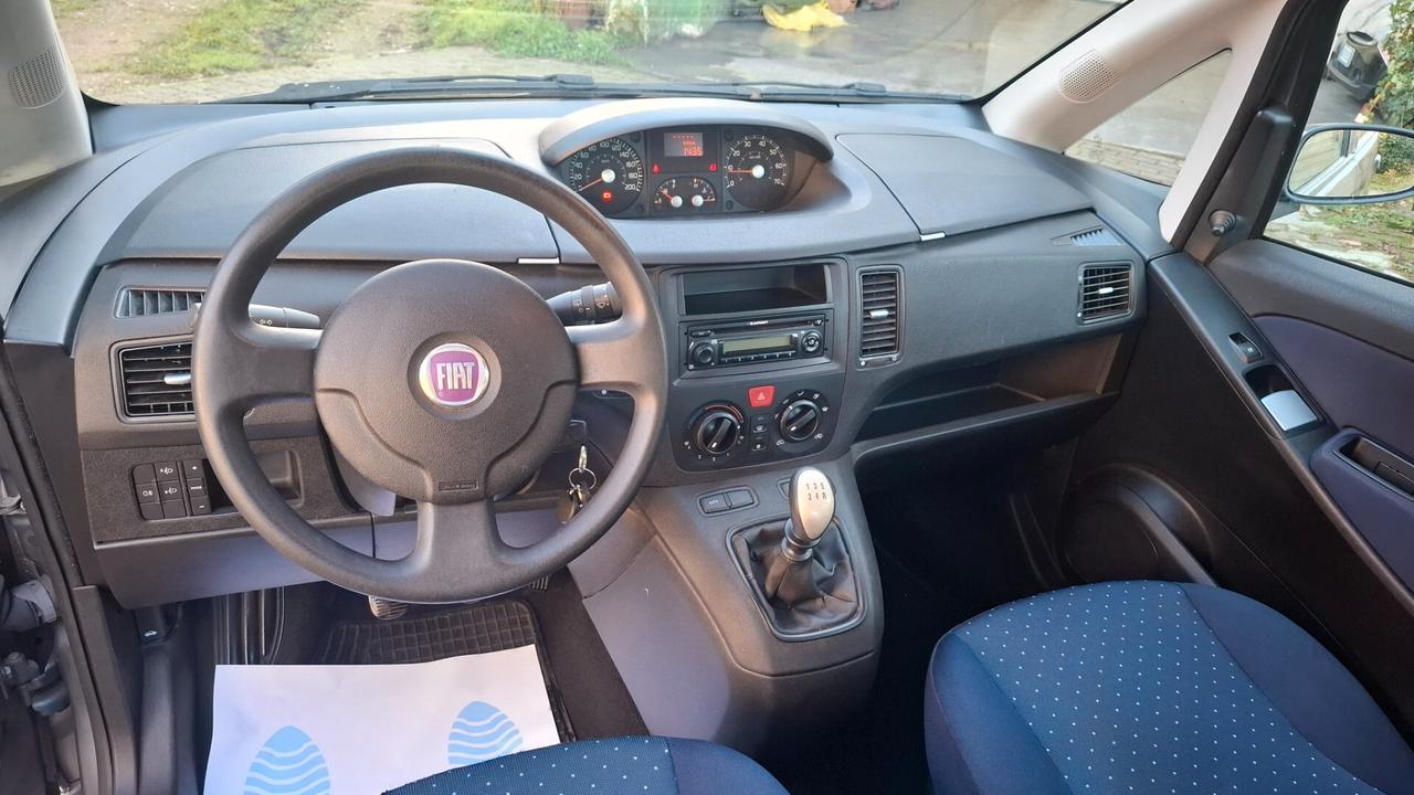 Fiat Idea 1.2 16V BlackLabel