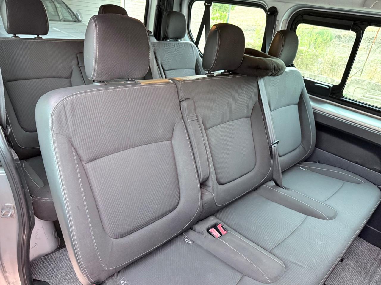 Renault Trafic 1.6 dCi biturbo 9p passo corto