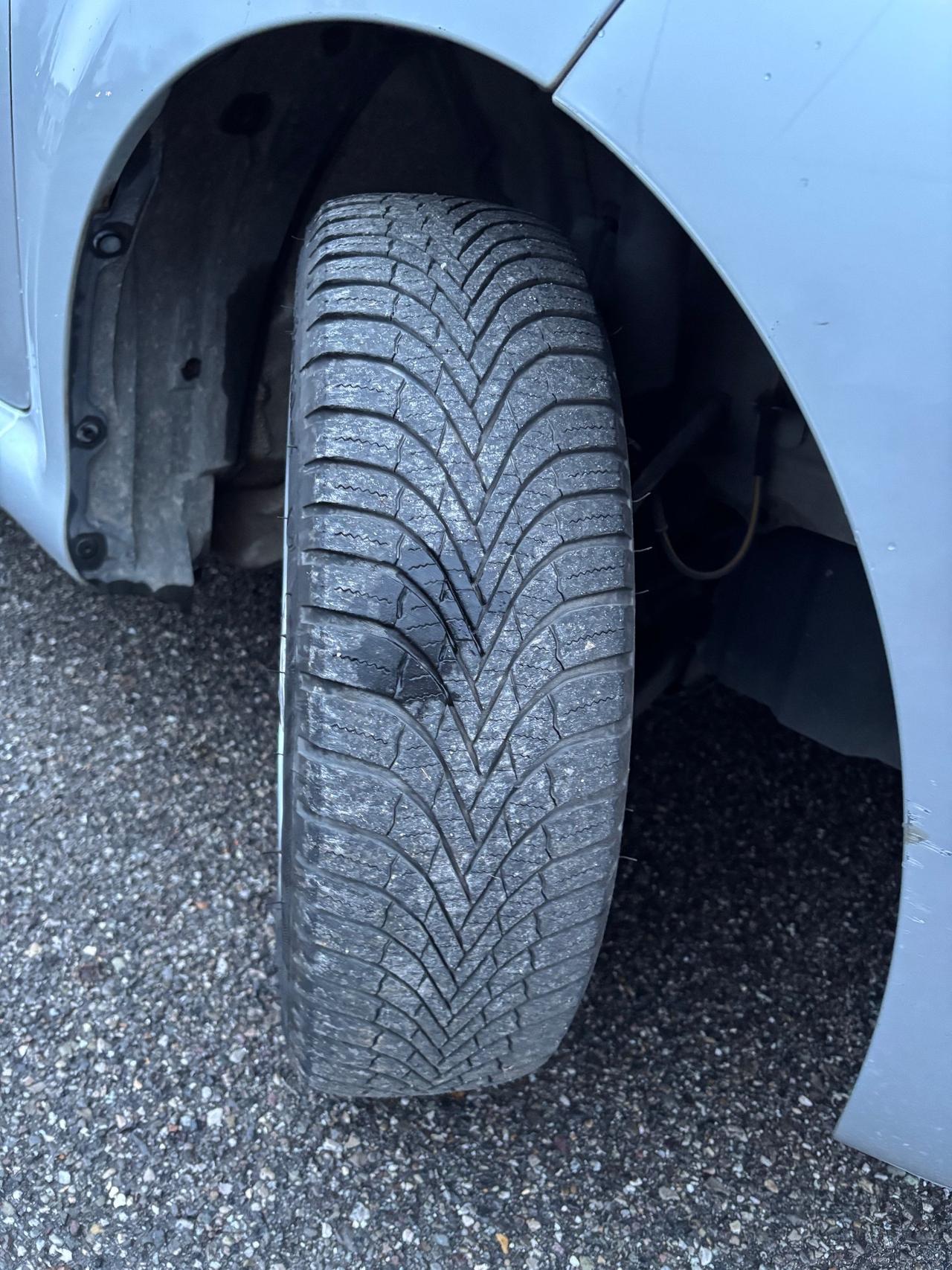 Toyota Aygo 1.0 12V VVT-i 5 porte Now Connect