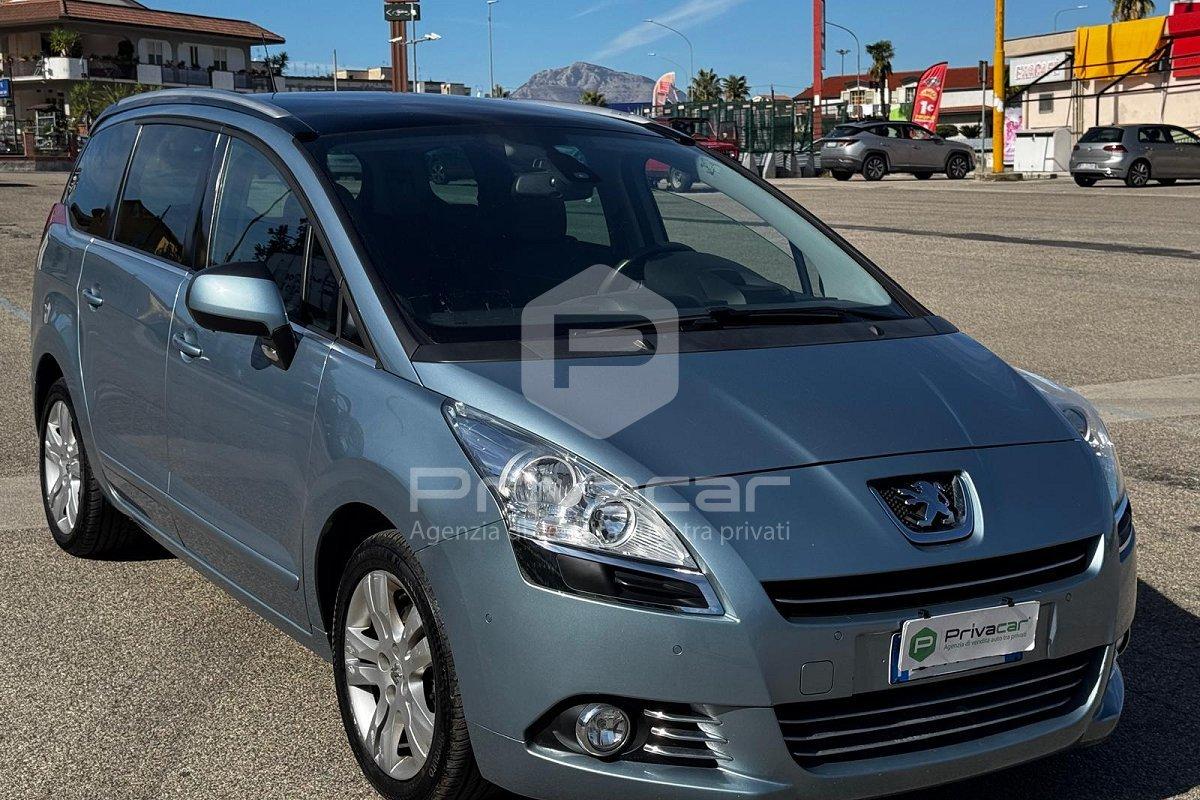 PEUGEOT 5008 2.0 HDi 163CV aut. Féline