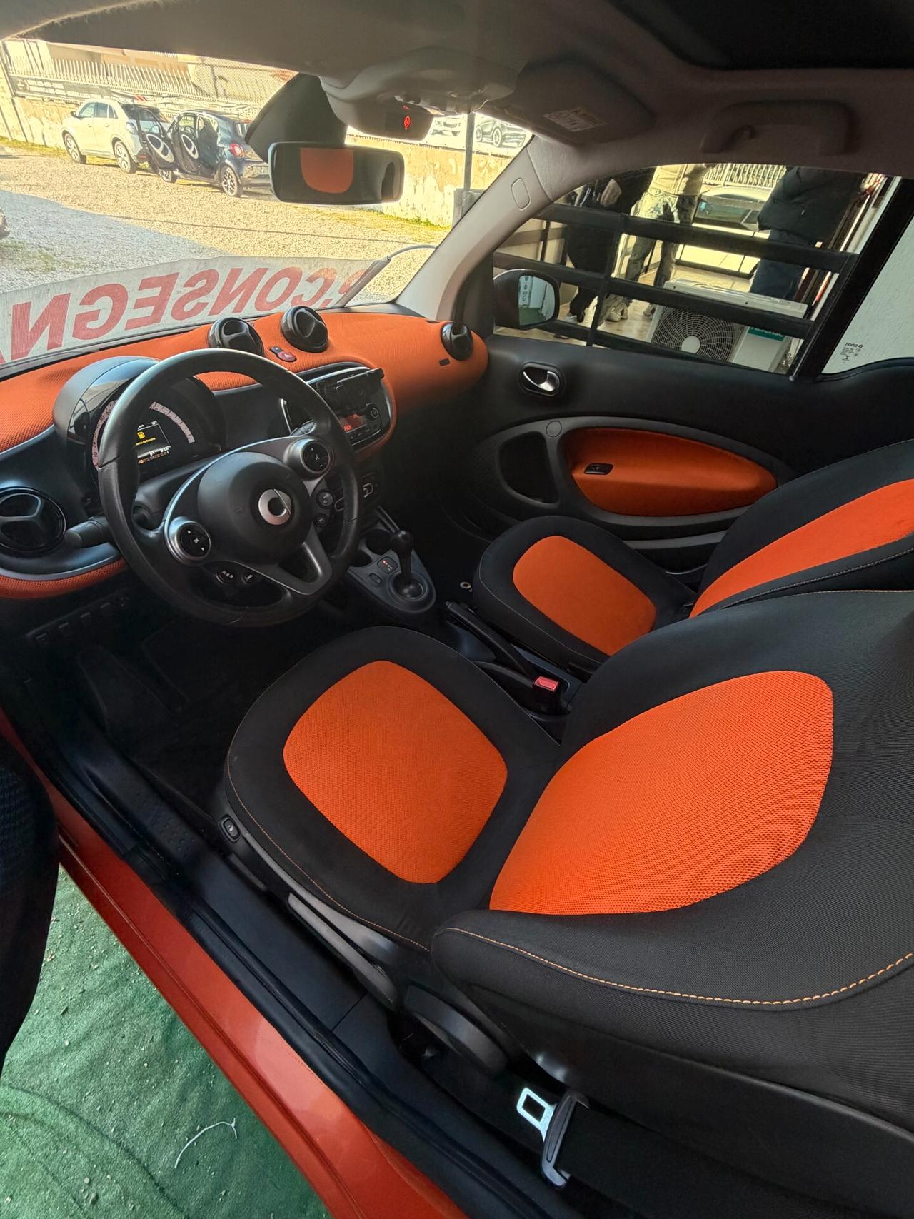 Smart ForTwo 2017 70 1.0 Automatica Passion Full optional