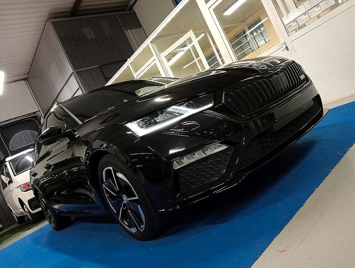 Skoda Octavia 2.0 TDI 200CV RS 4x4 PACK BLACK APP IVA ESPOSTA