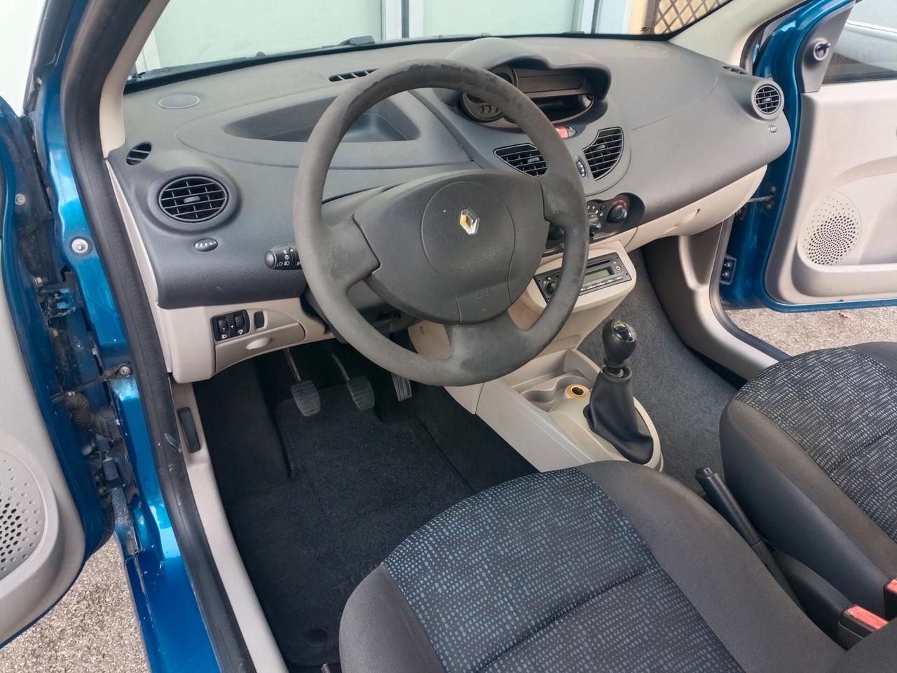 Renault Twingo 1.2 8V Dynamique