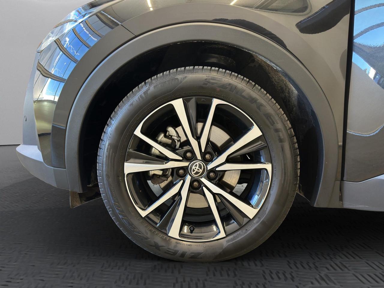 Toyota C-HR 2.0 phev Trend eco fwd e-cvt