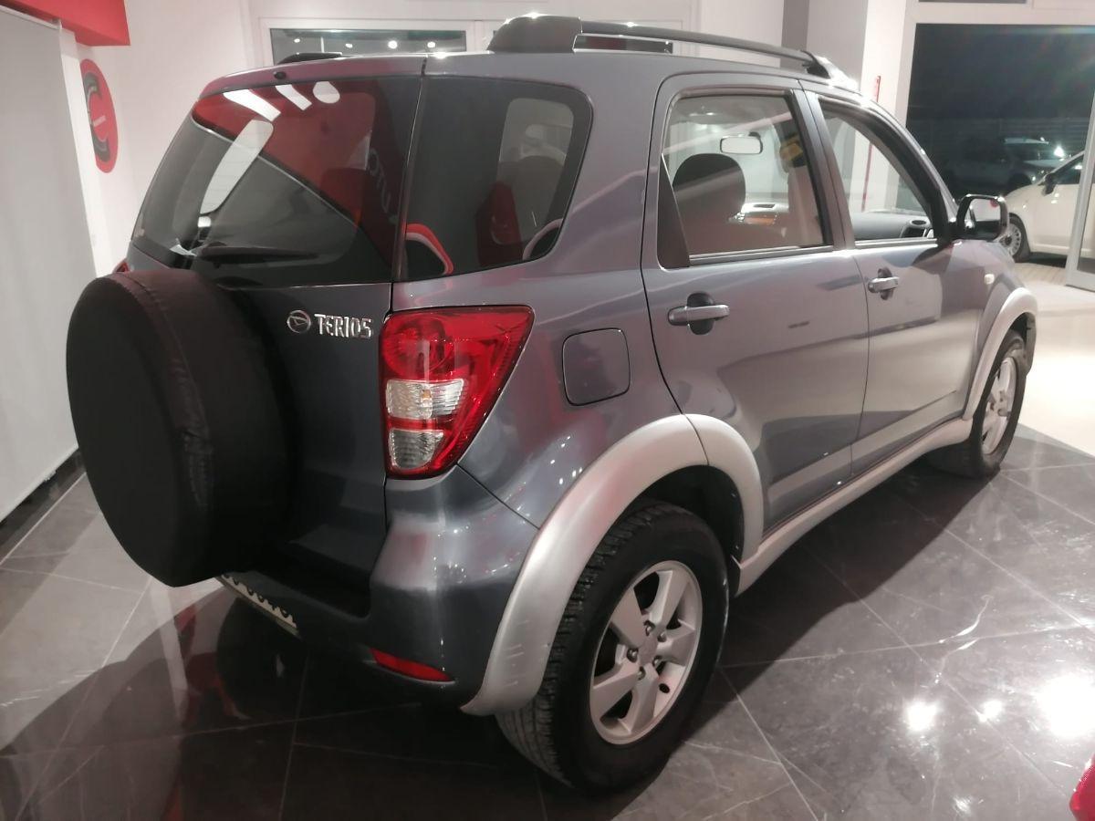 DAIHATSU - Terios - 1.5i 16V 4WD SX O/F