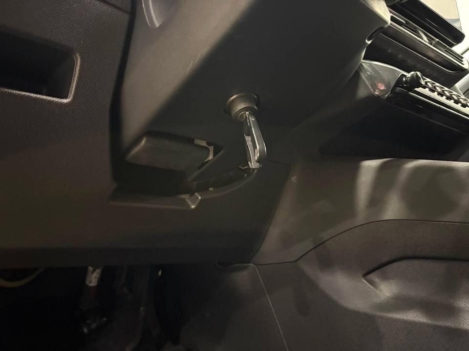 Peugeot 3008 1.5 EAT8 Business 130 cv - 2021