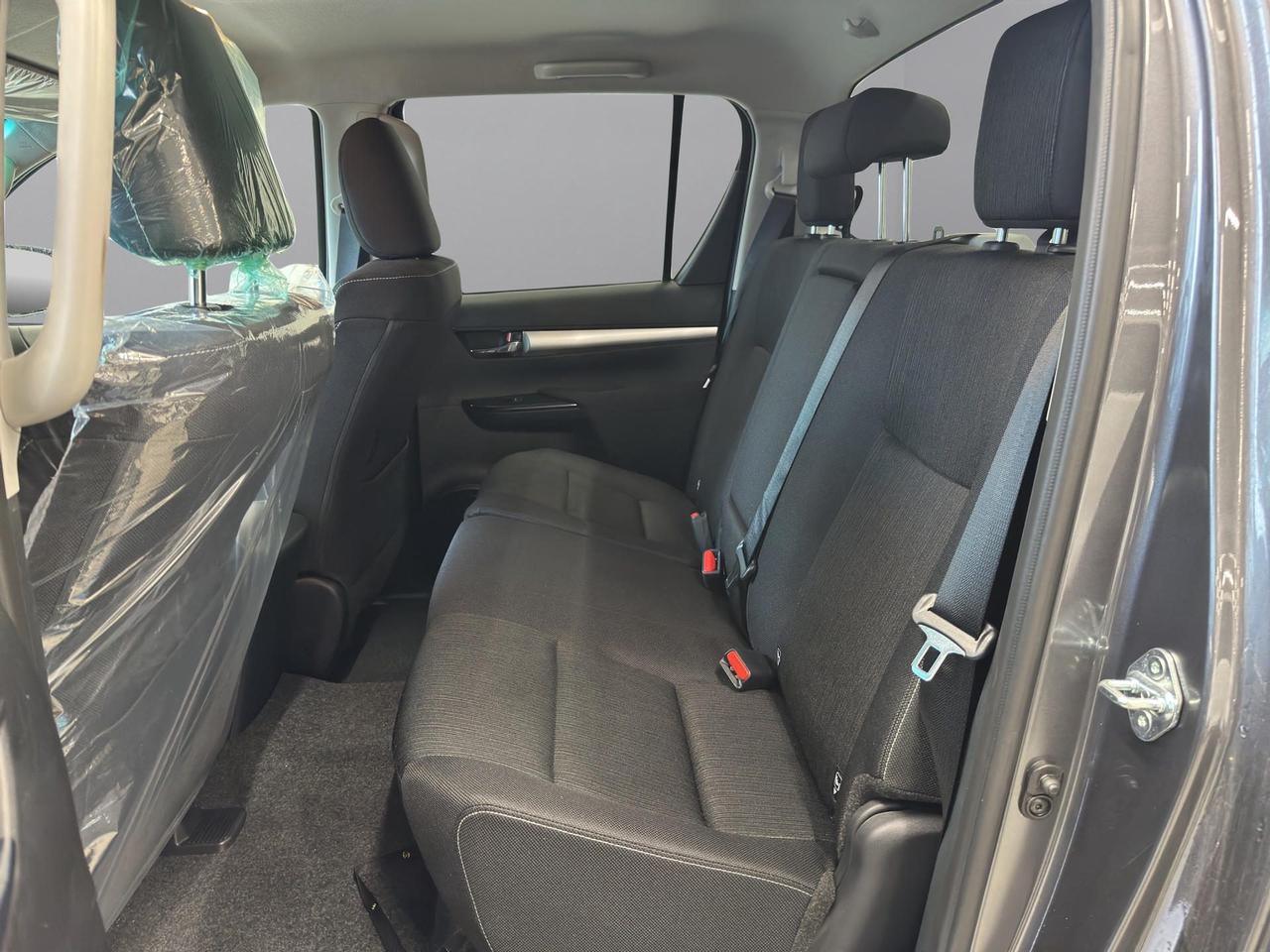 Toyota Hilux Double Cab Lounge 2.4D 150 CV 6