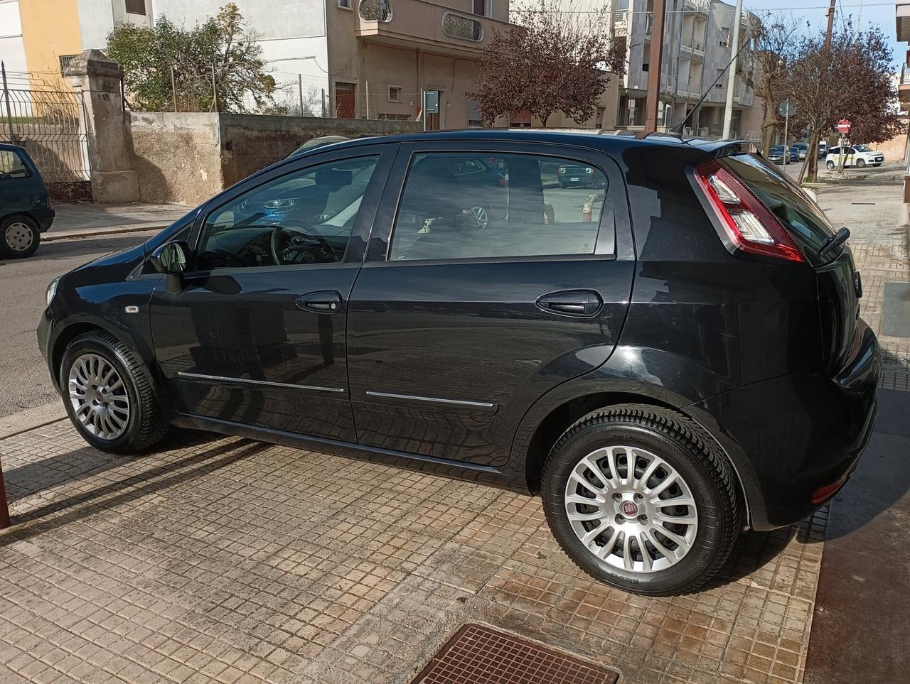 Fiat Punto 1.3 MJT 85 CV 5 porte Lounge