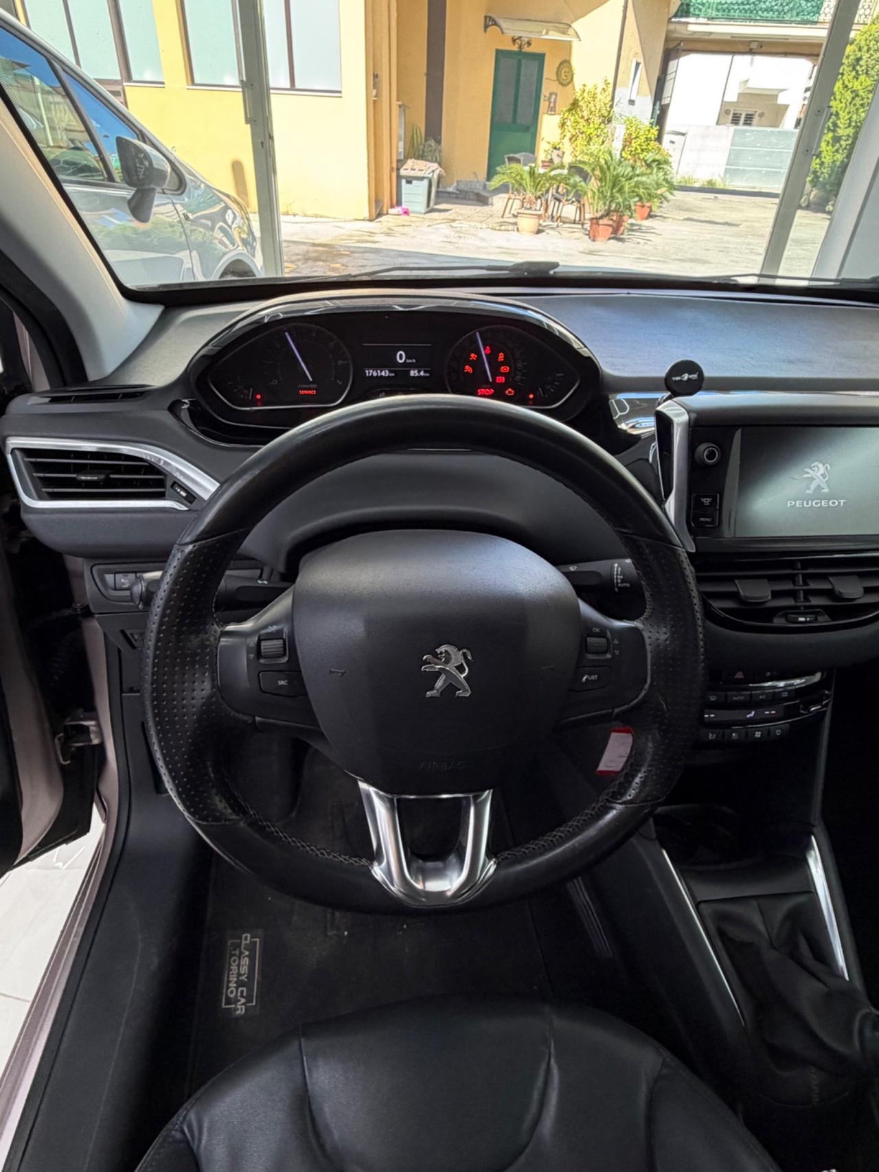 Peugeot 208 1.2 VTi 82 CV 3 porte Allure