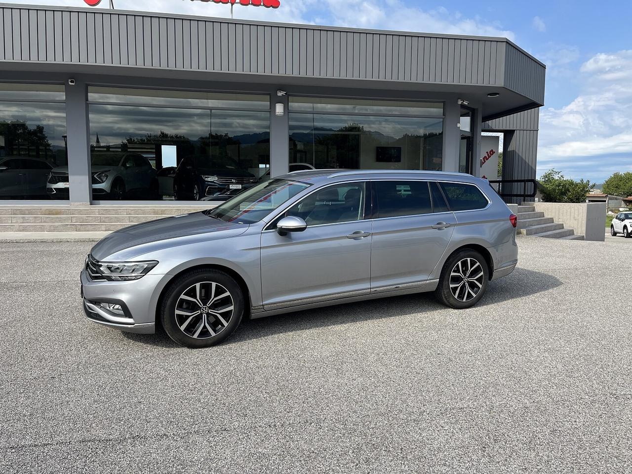 VW PASSAT SW 2000 TDI 200 CV DSG 4X4 EXECUTIVE