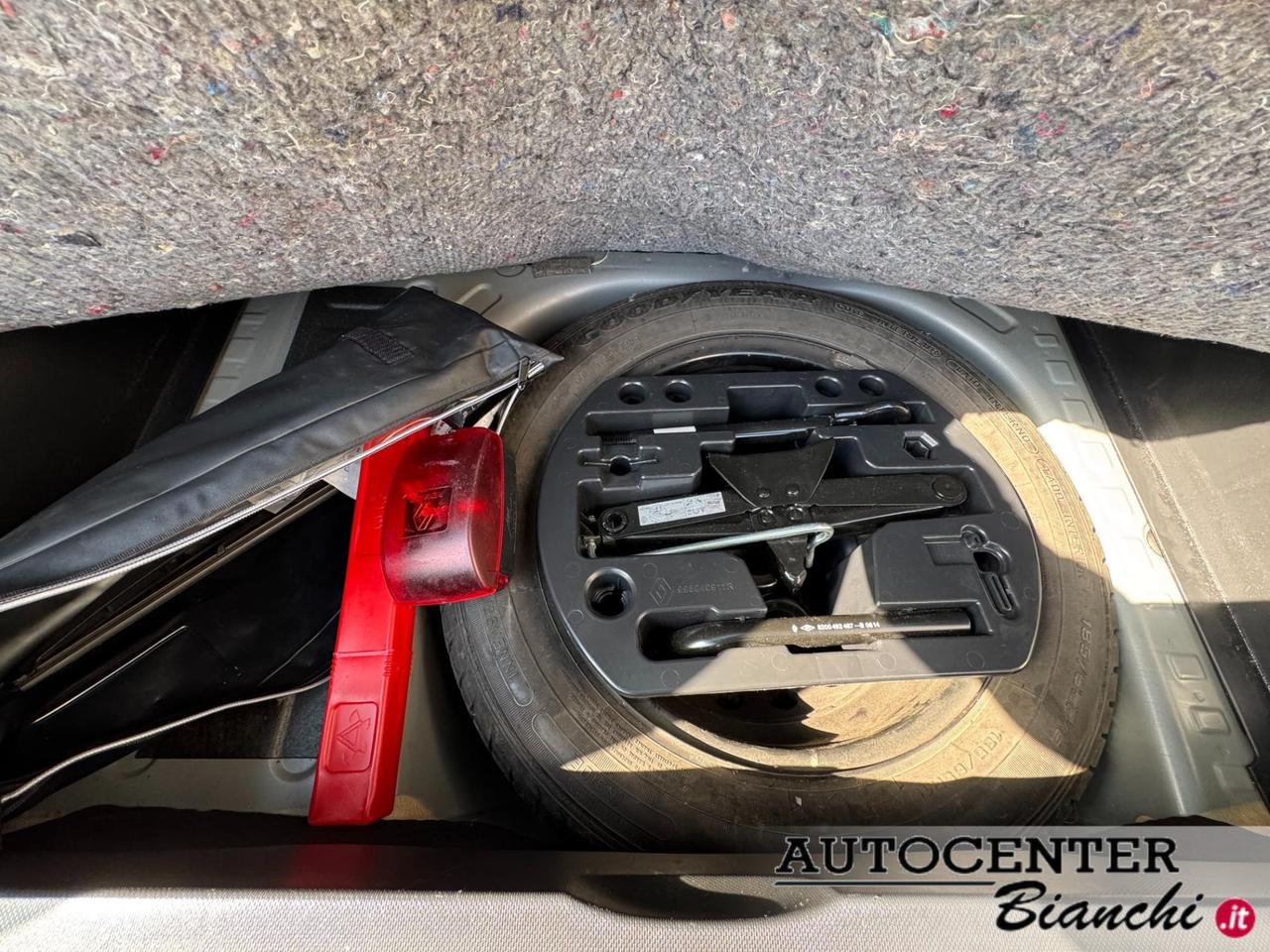 Renault Captur 1.5 dci Intens (energy r-link) 110cv