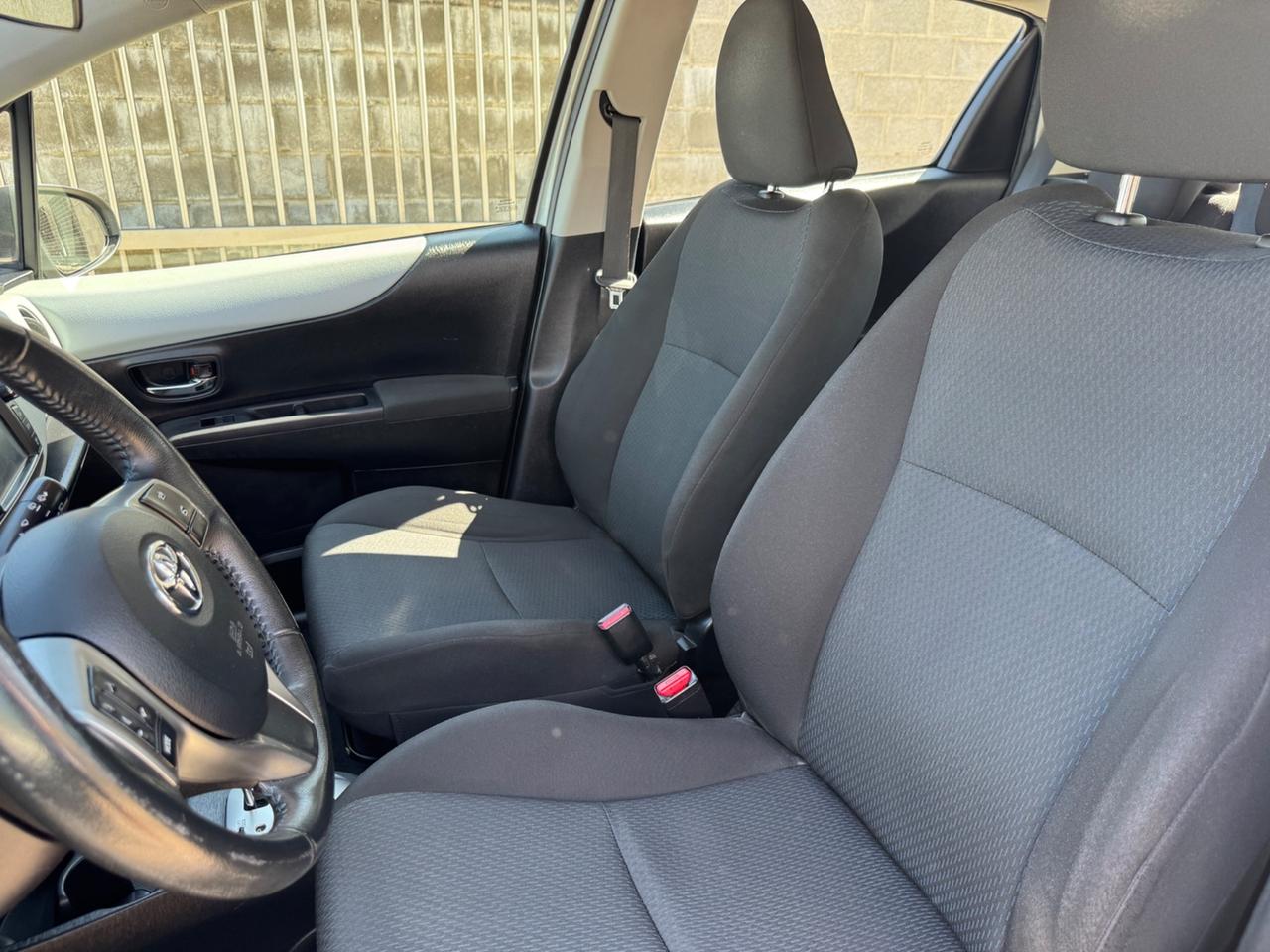 Toyota Yaris 1.5 Hybrid 5 porte Lounge Più