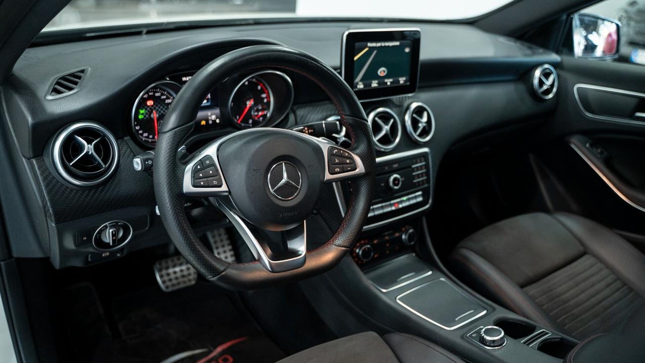Mercedes-benz A 180 D PREMIUM PLUS AMG TETTO XENO PELLE NAVI FULL OPTIONAL