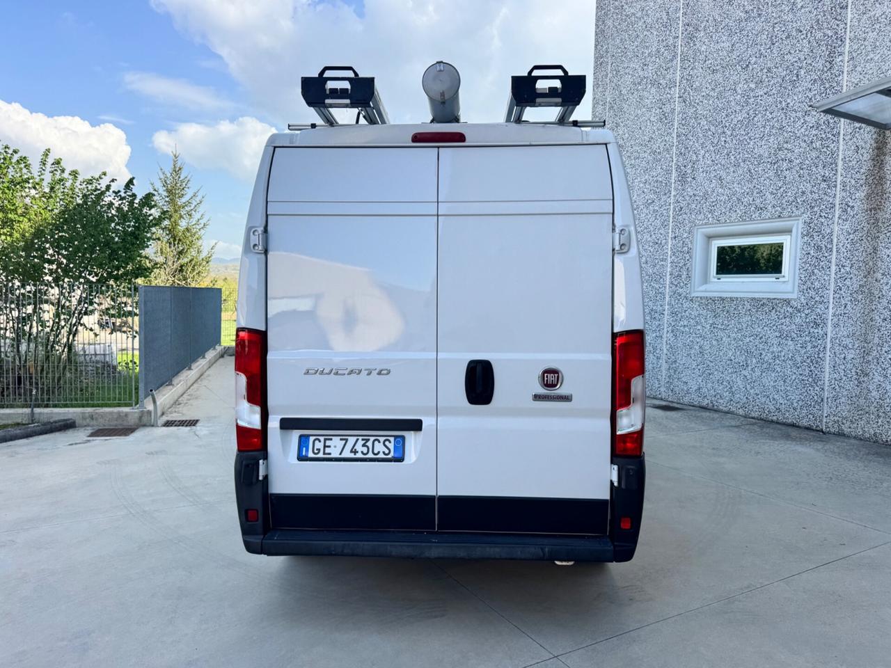 Ducato 30 2.3 MJT 120 CV CON PORTASCALE E SCAFFALATURA