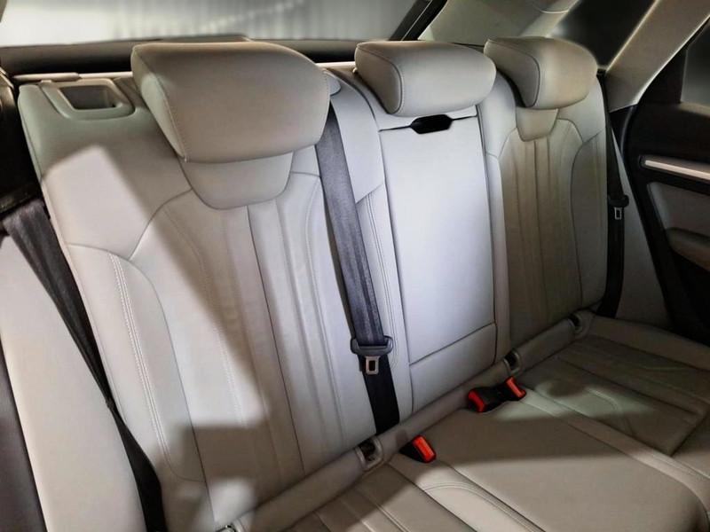 AUDI Q5 40 TDI MHEV BUSIN. ADVANCED QUATTRO S TRONIC SUV