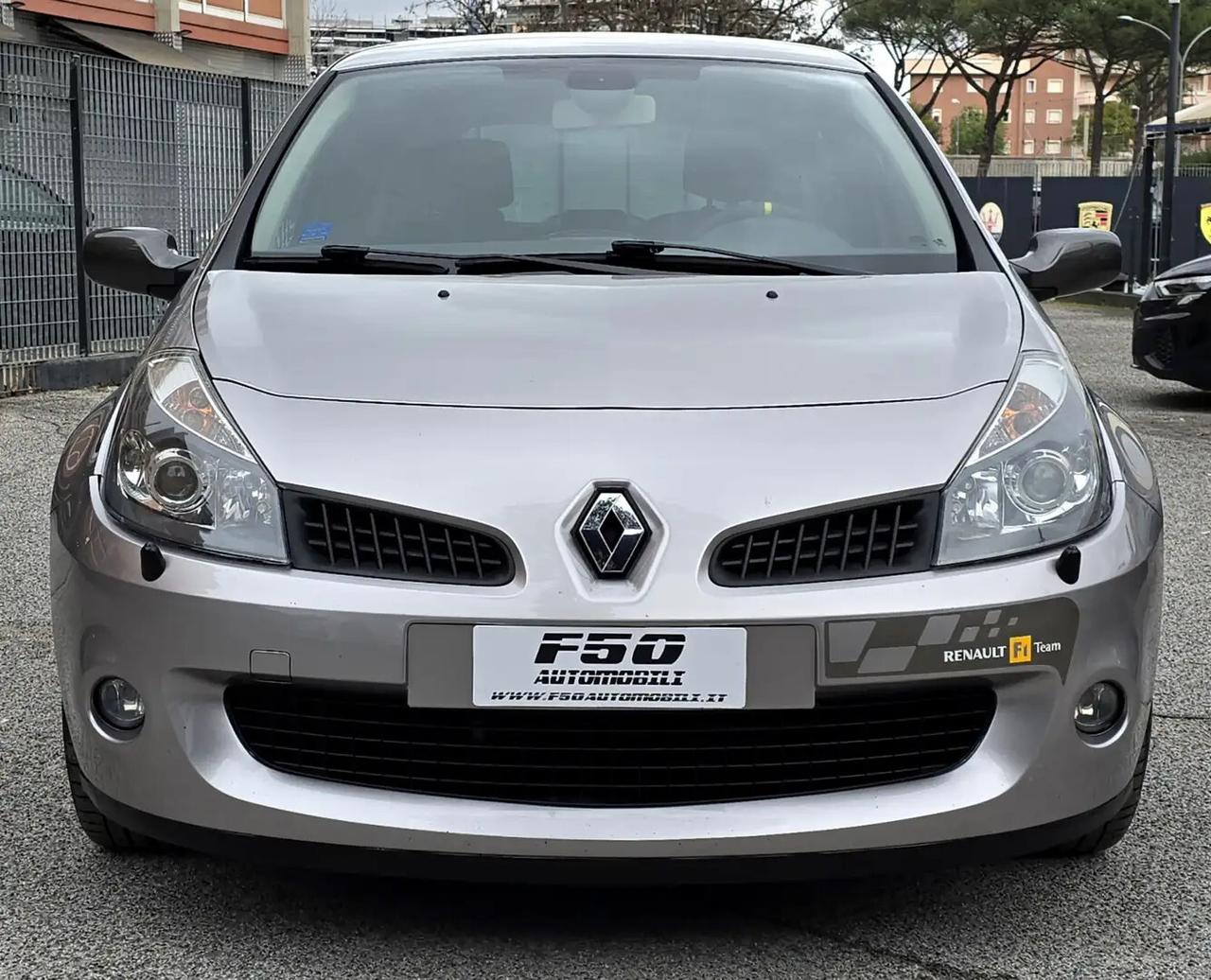 Renault Clio 2.0 16V 200CV 3 porte RS - Vettura di interesse Storico e Collezionistico