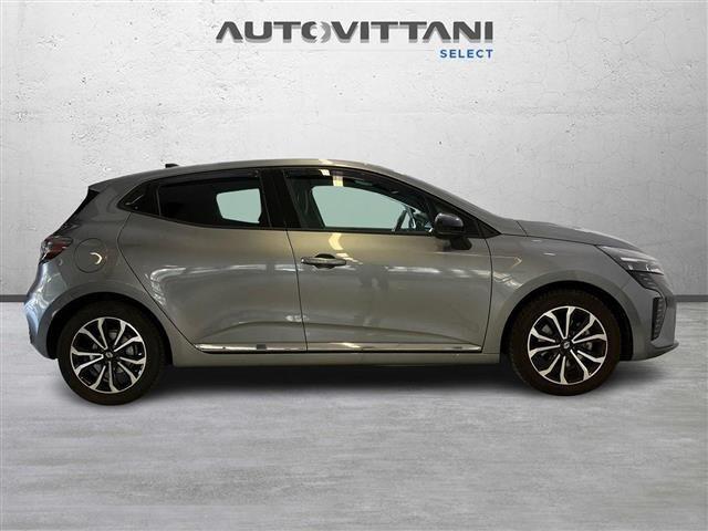 RENAULT Clio 1.6 E-Tech full hybrid Evolution 145cv