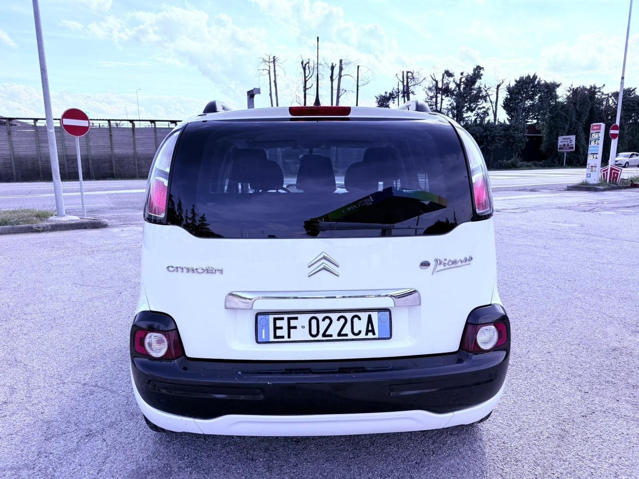 Citroen C3 Picasso 1.6 HDi 90cv OK Neo patentati