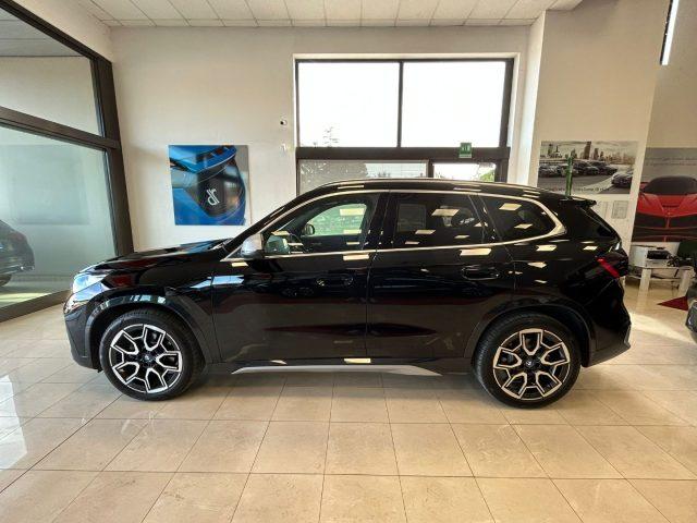 BMW iX1 eDrive 20 xLine- OK NEOPATENTATI