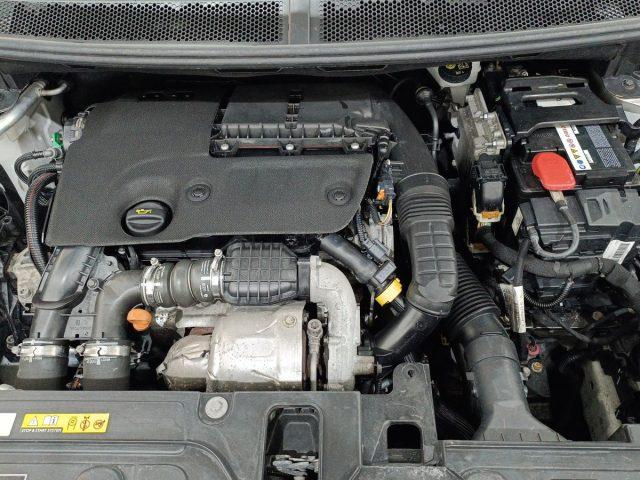 PEUGEOT 5008 1.6 BlueHDi 120 S&S EAT6 7 posti Business