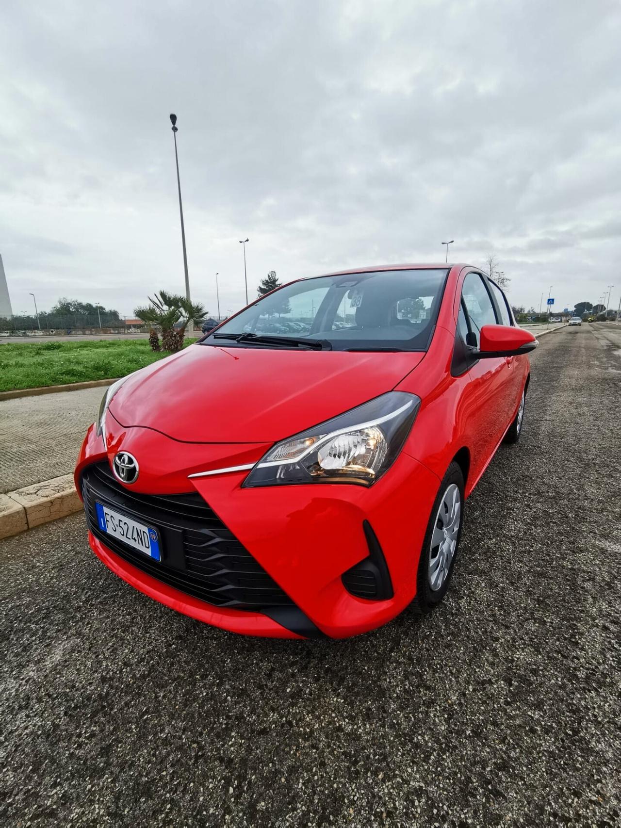 Toyota Yaris 1.0 72 CV 5 porte Active - 2019