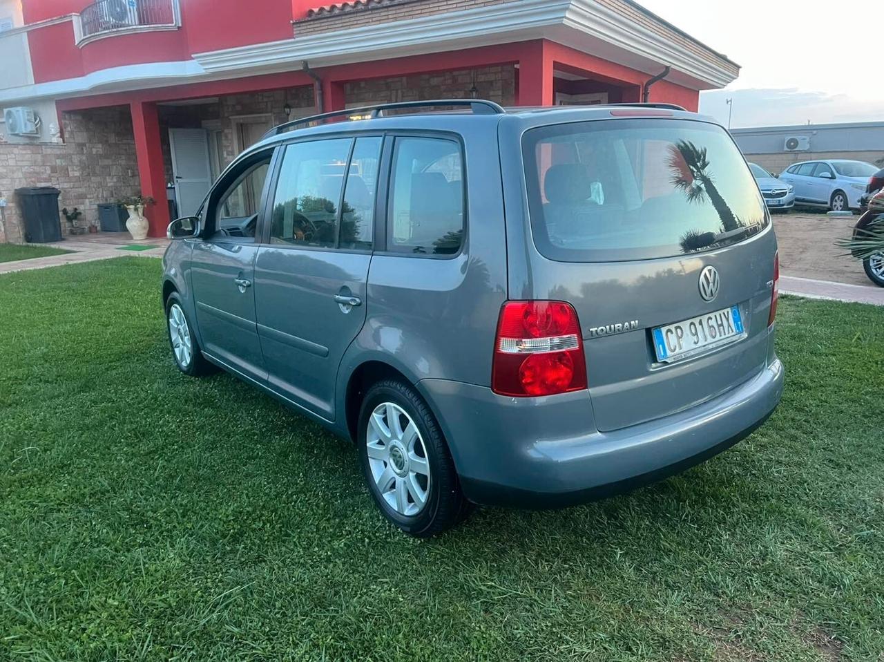 Volkswagen Touran 1.9 TDI 105CV DSG Trendline