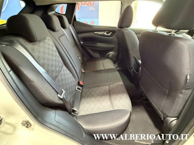 NISSAN Qashqai 1.5 dCi N-Connecta