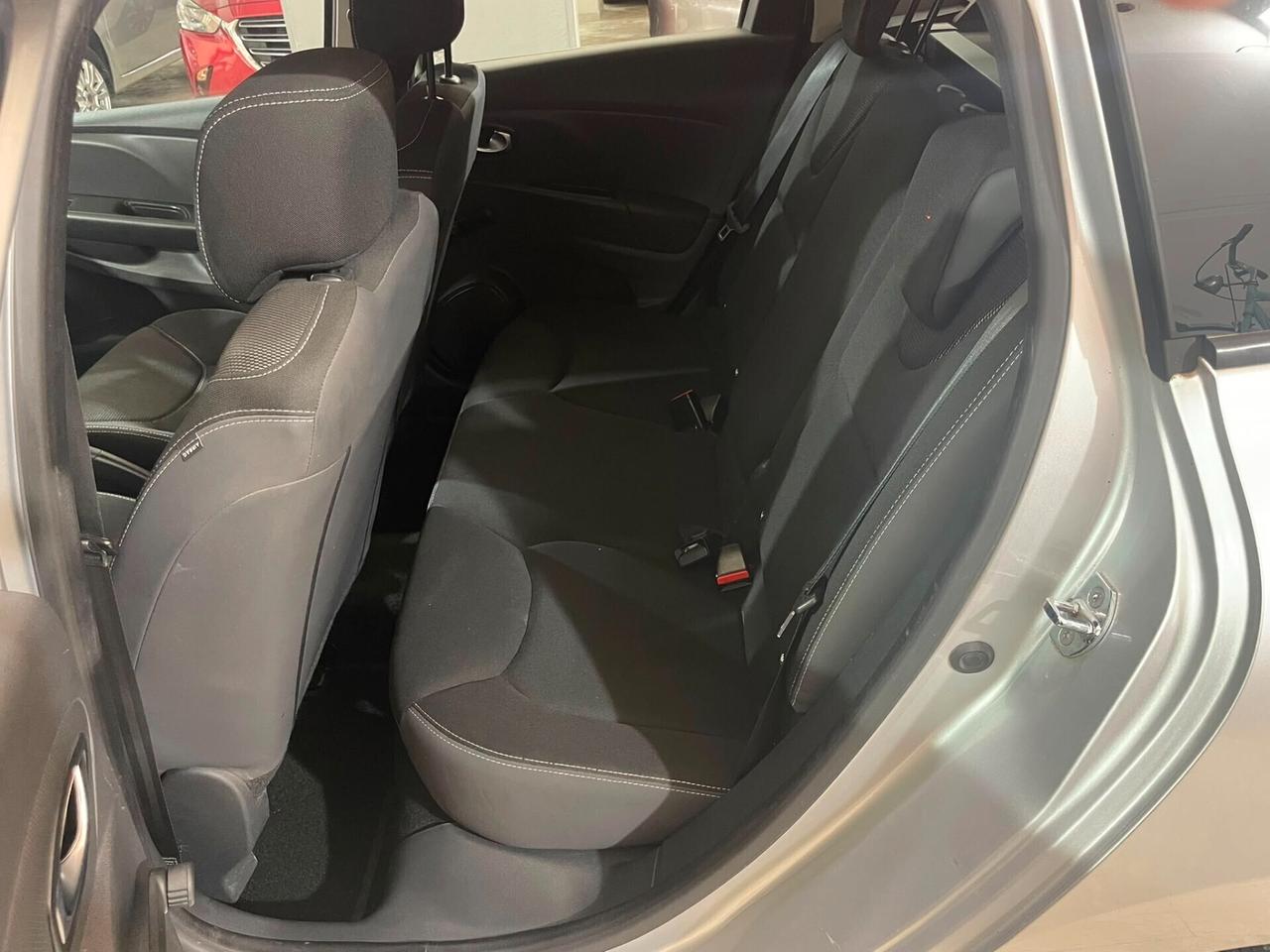 Renault Clio Sporter 1.2 75CV Intens