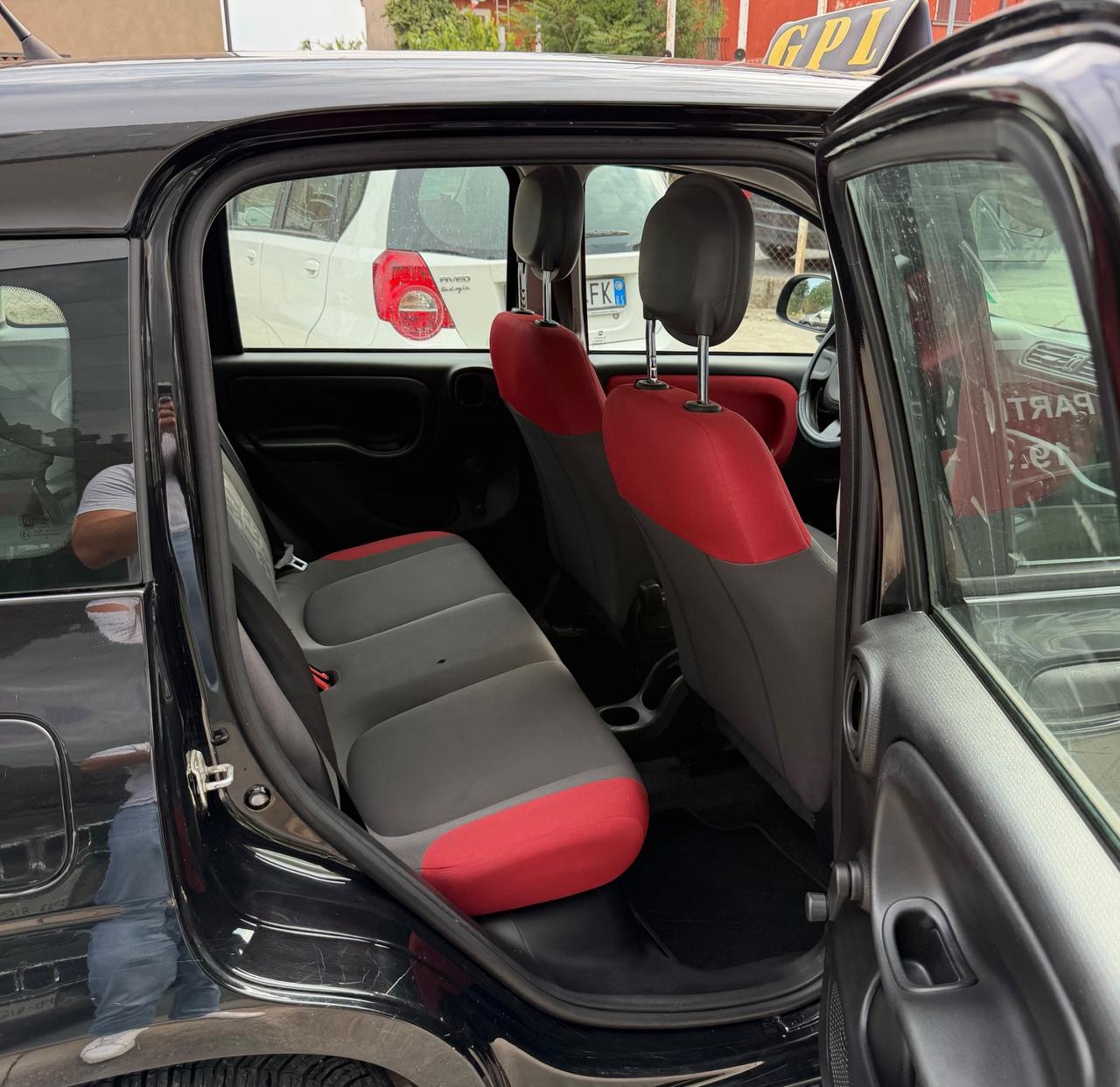 Fiat Panda 1.2 GPL- Neopatentati-Distribuzione eseguita